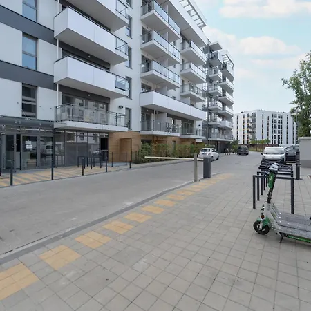 Elegant With Parking On Kepa Mieszczanska By Renters Prestige Apartment