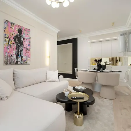 Elegant With Parking On Kepa Mieszczanska By Renters Prestige * Breslavia