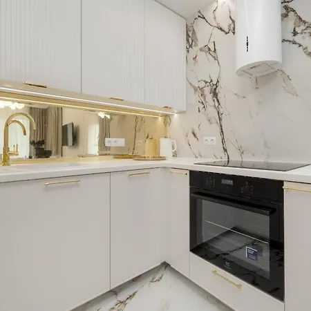 Apartment Elegant With Parking On Kepa Mieszczanska By Renters Prestige Breslau