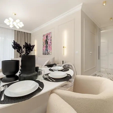 Апартаменты Elegant With Parking On Kepa Mieszczanska By Renters Prestige