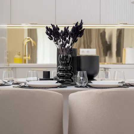 Elegant With Parking On Kepa Mieszczanska By Renters Prestige * Breslau