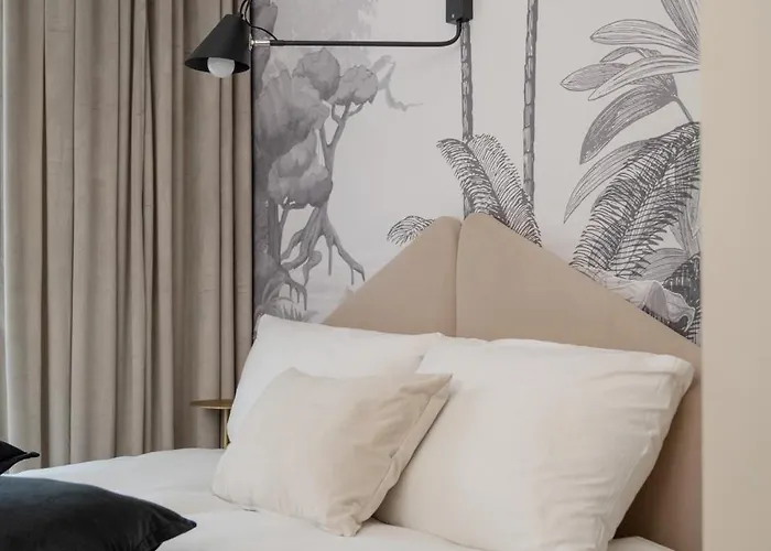 Apartment Elegant With Parking On Kepa Mieszczanska By Renters Prestige