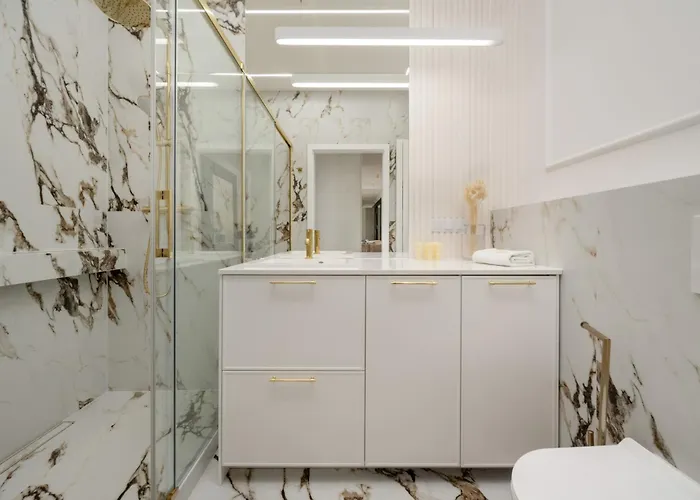 Elegant With Parking On Kepa Mieszczanska By Renters Prestige Apartment *